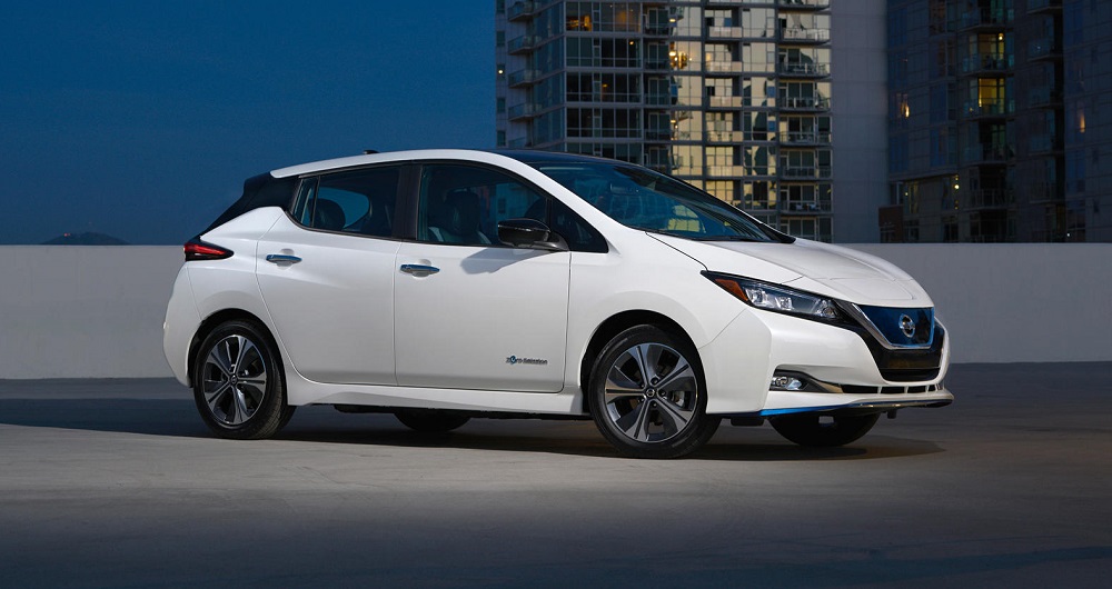 نیسان لیف E پلاس