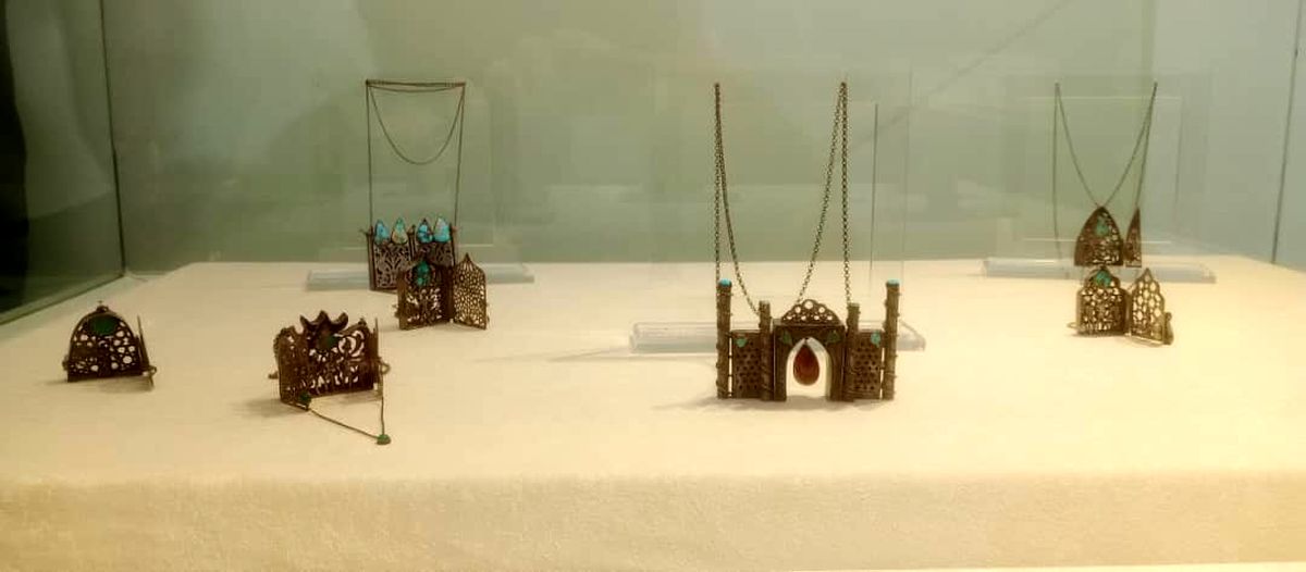 وقتی داستان اول مثنوی در قالب طلا جان می‌گیرد