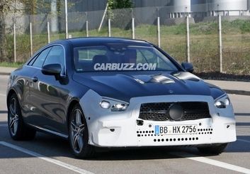 تصاویر مخفیانه مرسدس بنز کلاس E کوپه به اینترنت راه پیدا کرد