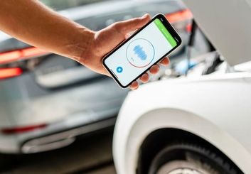 اپلیکیشن شرکت اشکودا از صدای موتور خودرو جهت یافتن عیوب آن استفاده می‌کند
