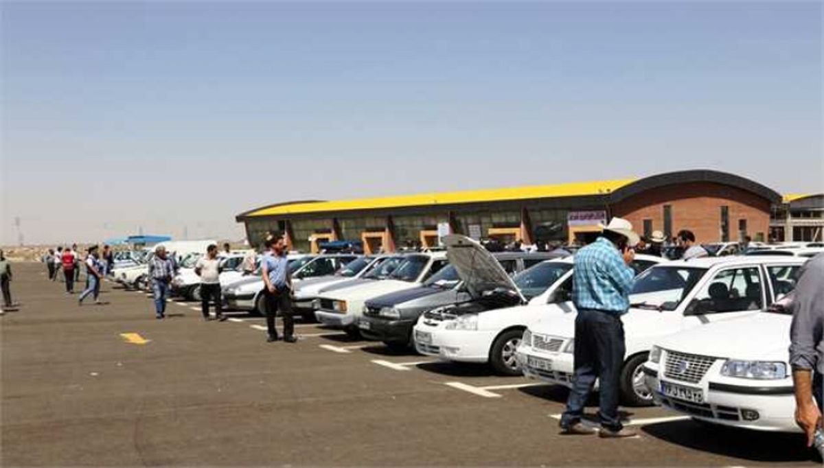 پس از توافق نمایندگان مجلس؛ قیمت خودرو در آگهیهای آنلاین بازگشت
