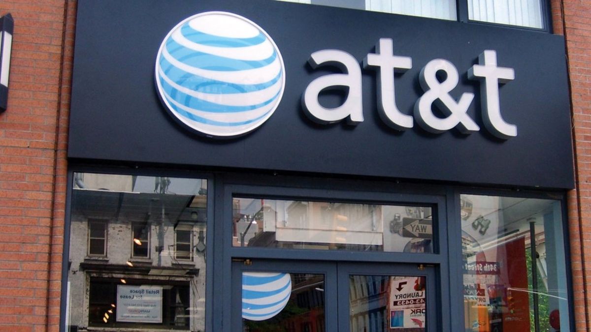 AT&T اینترنت فوق پرسرعت 5G را ارائه می کند