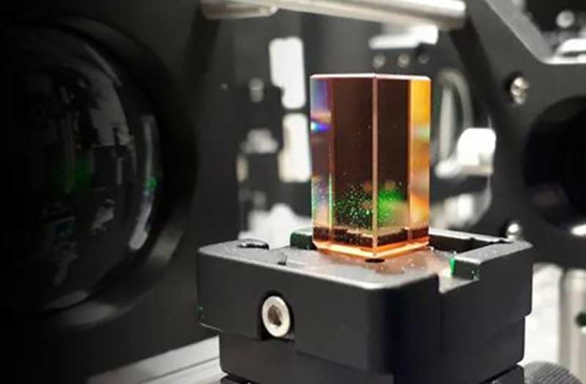 چطور اطلاعات حجیم را در هولوگرام ذخیره می کنند؟