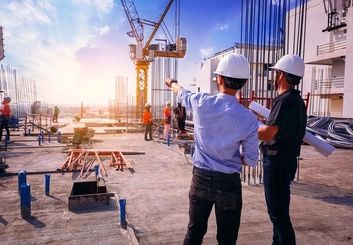 مسیر متفاوت یک مهندس عمران؛ از پروژه‌های عمرانی تا آموزش تخصصی